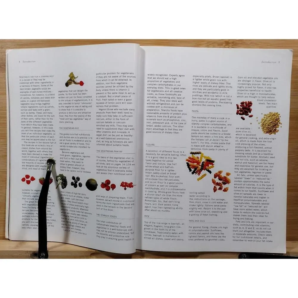 Vegetarian‎ and Vegetable Cooking by Christine Ingram - Paperback Cookbook